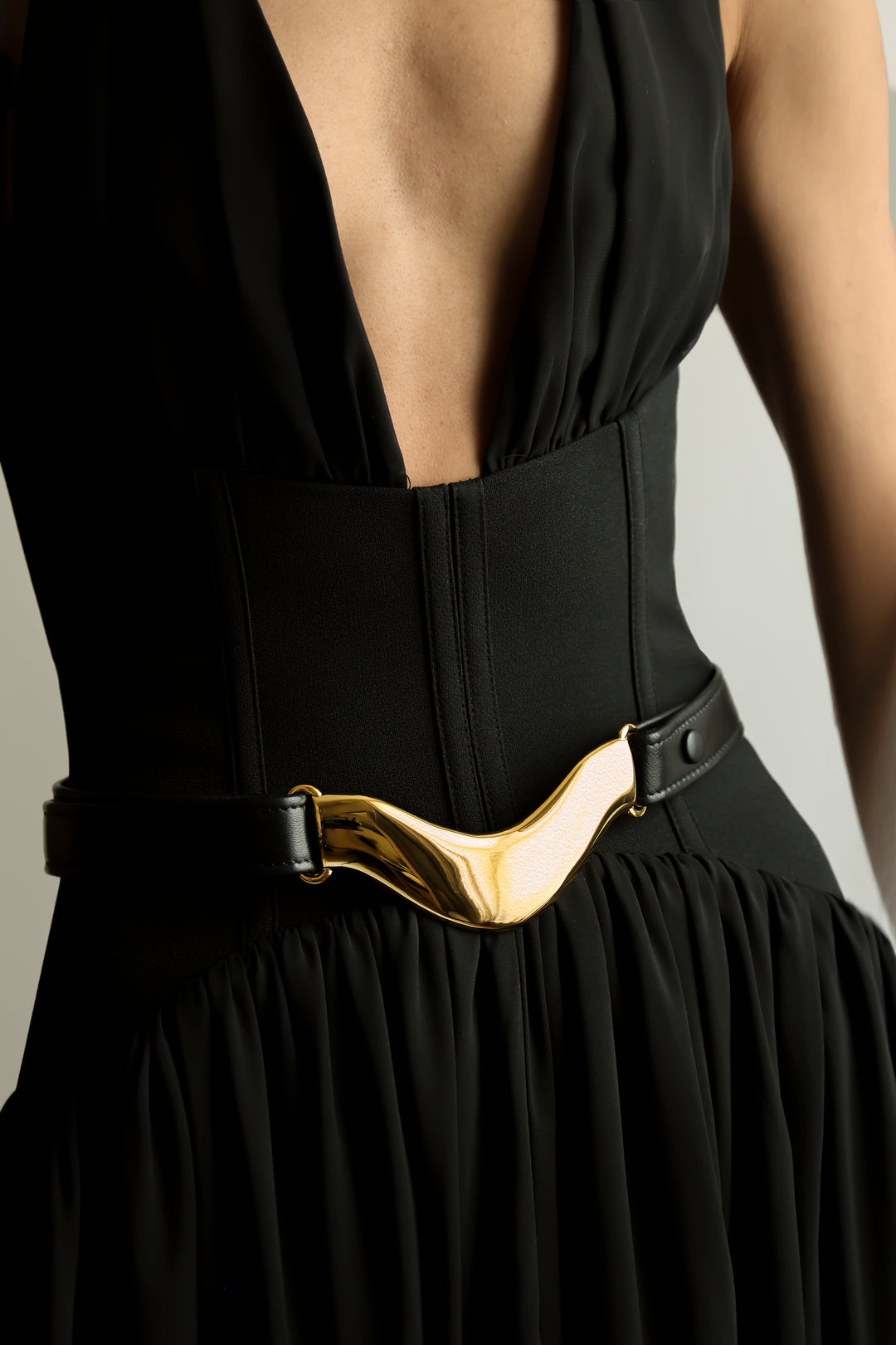 Dehanche Brancusi Leather Women Belt - Black Gold Dehanche Brancusi Leather Women Belt - Black Gold