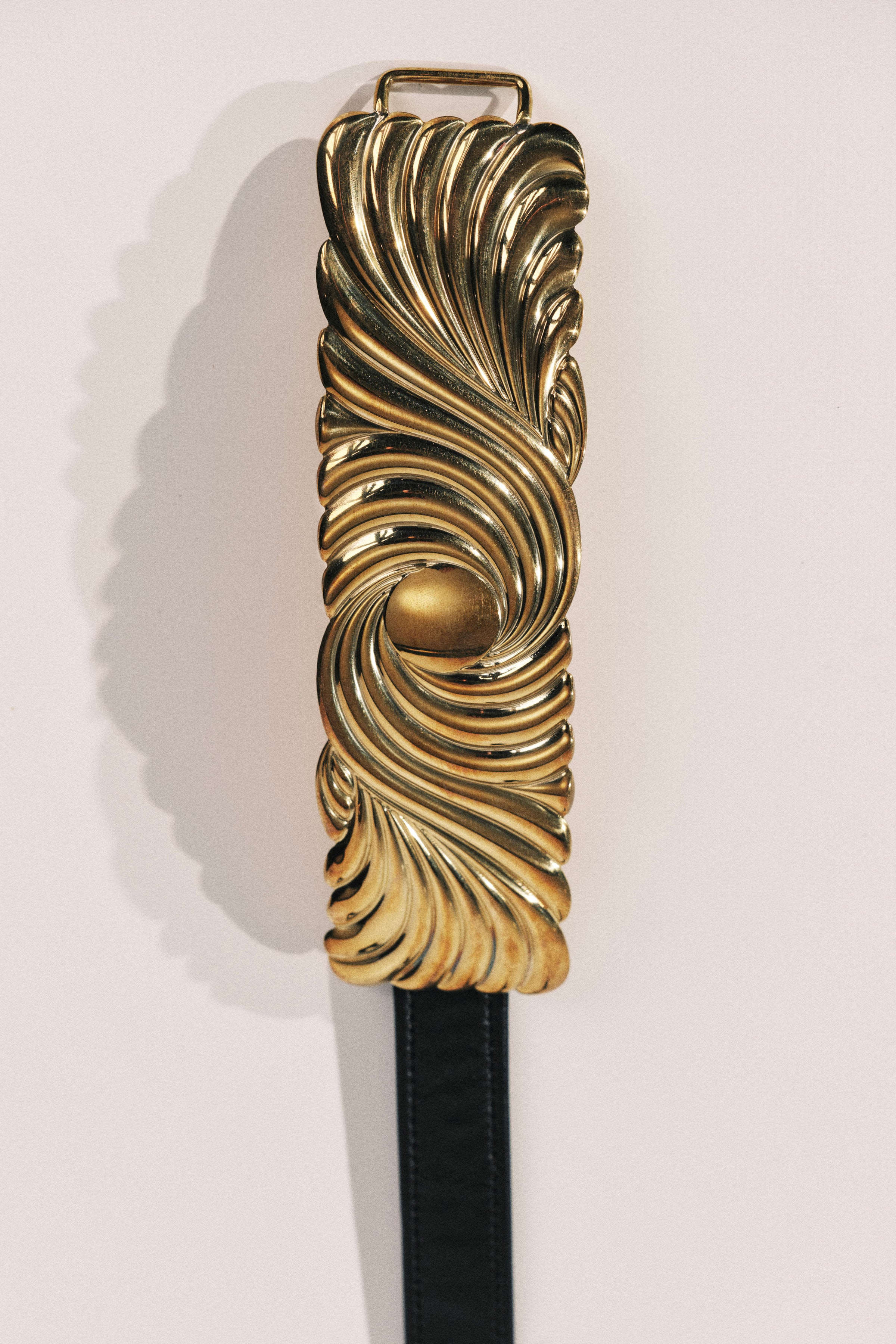 Laurent Black Gold