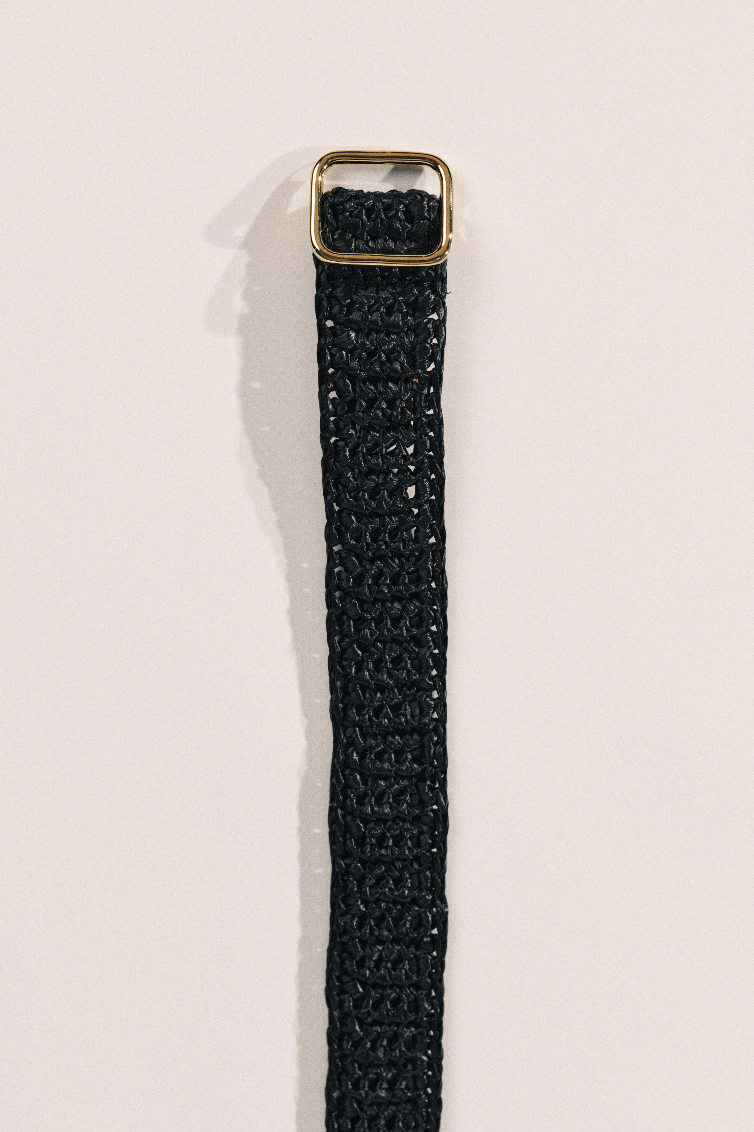 Mako Black Raffia Gold