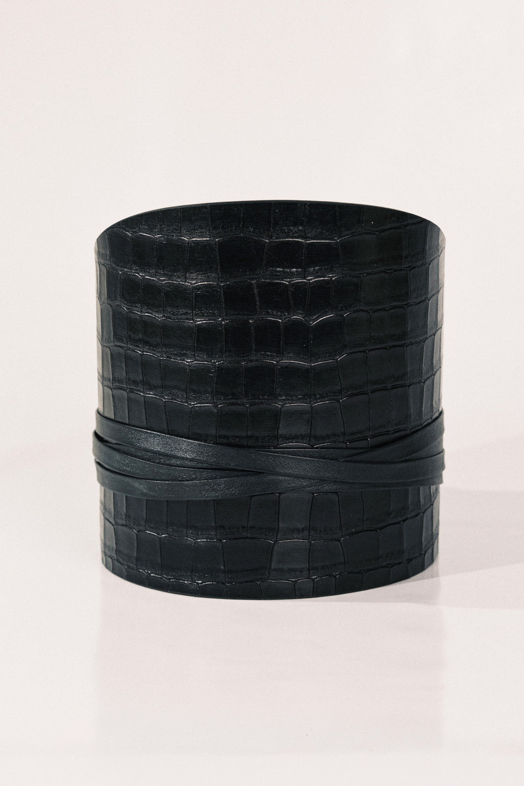 Undone Corset Black Alligator