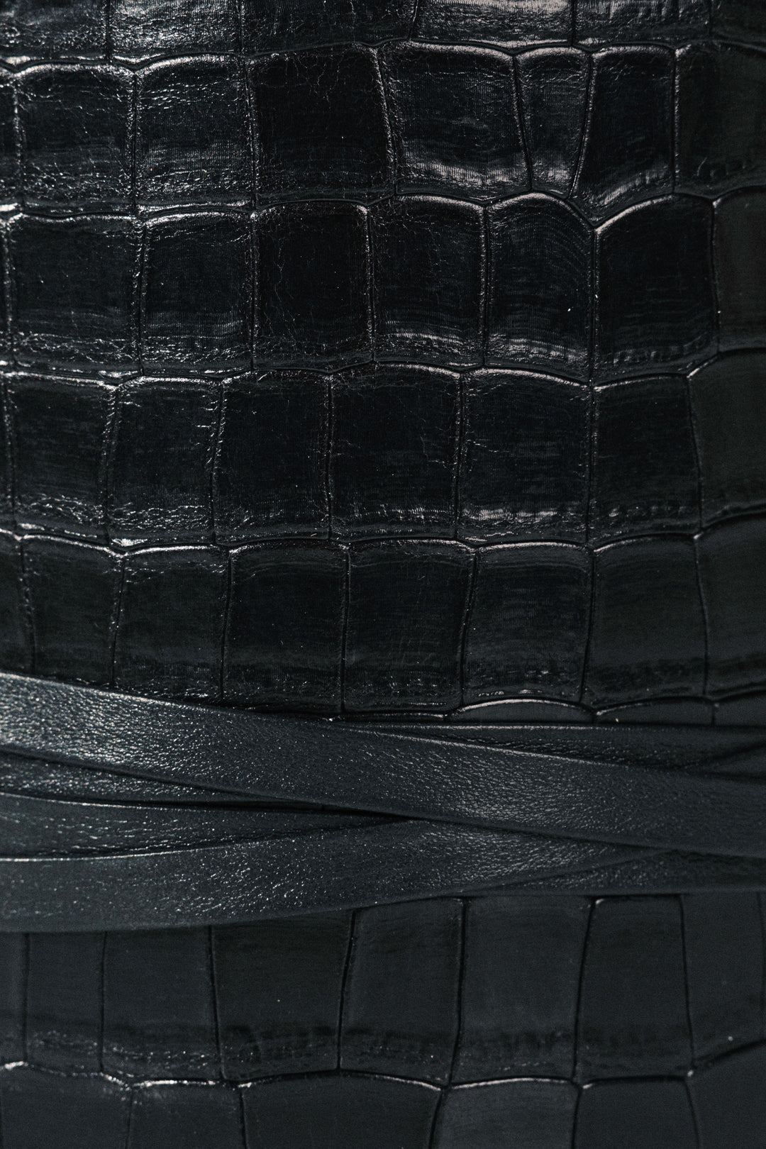 Undone Corset Black Alligator