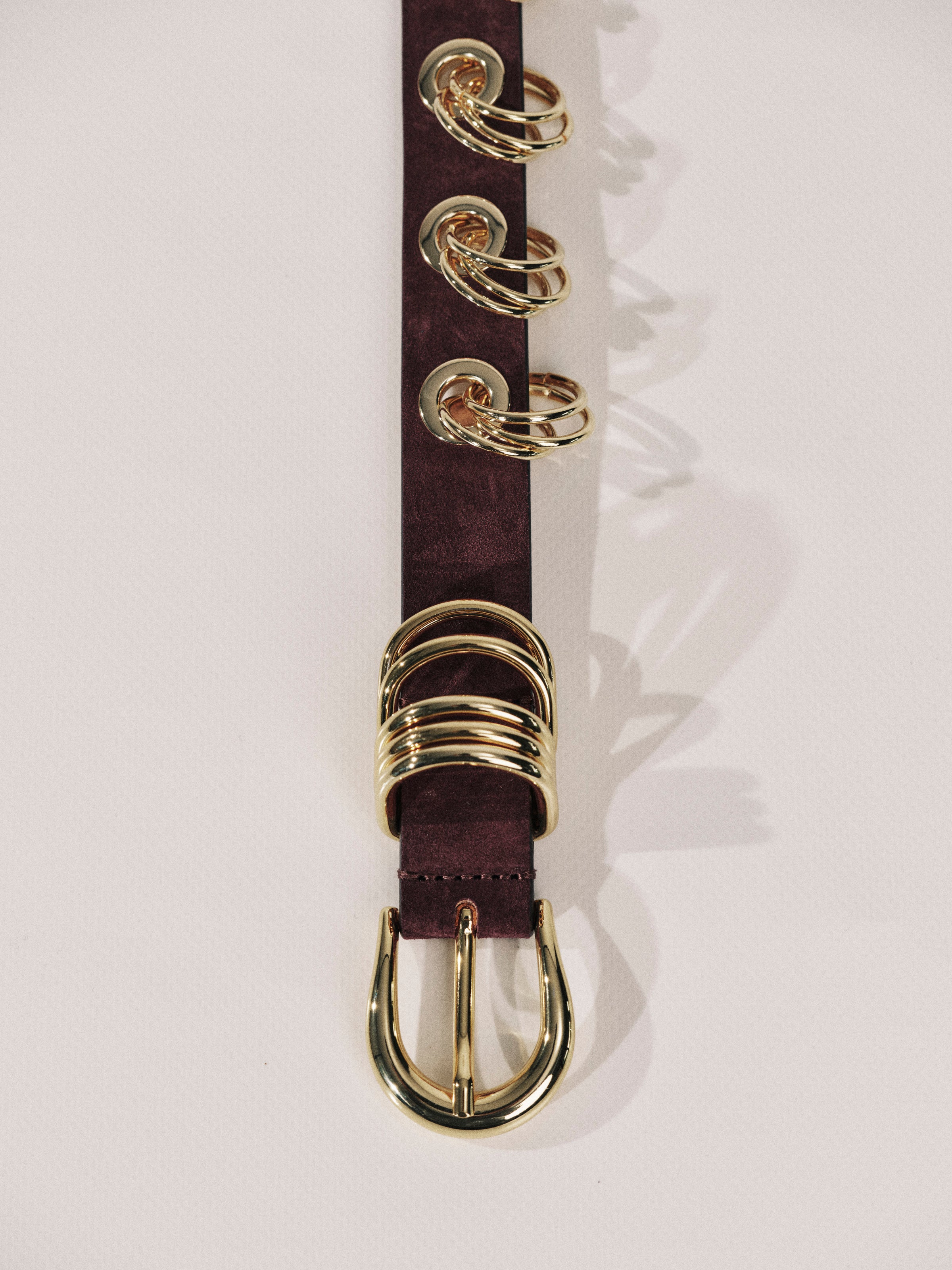Revenge Suede Garnet Suede Gold