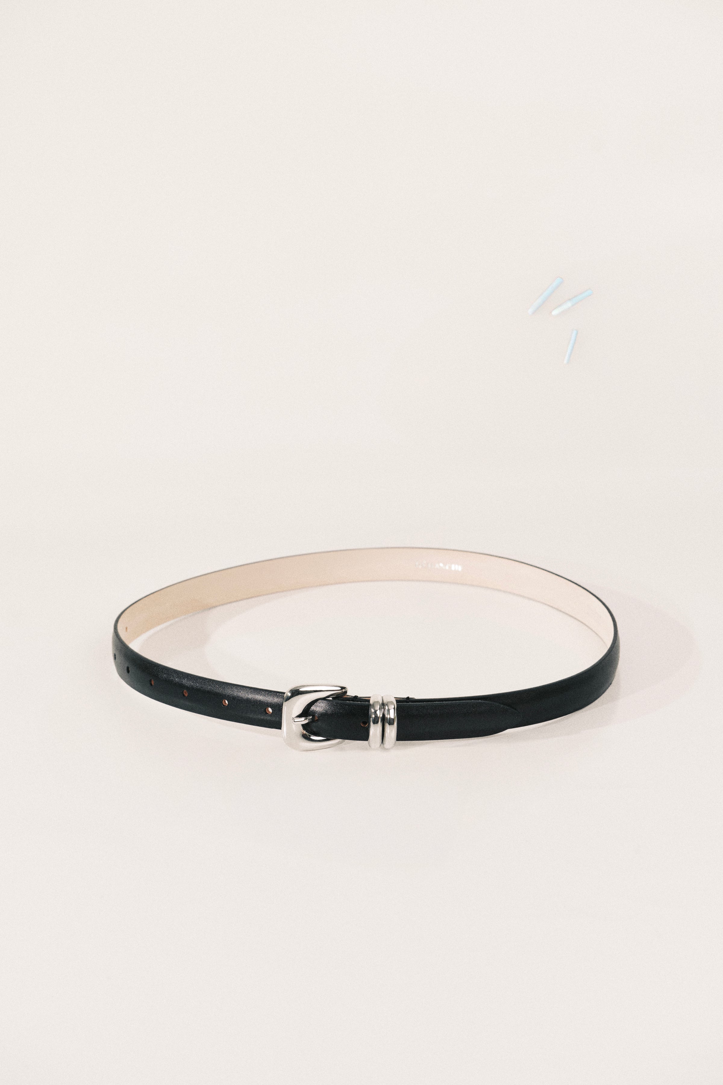 Altura Black Silver