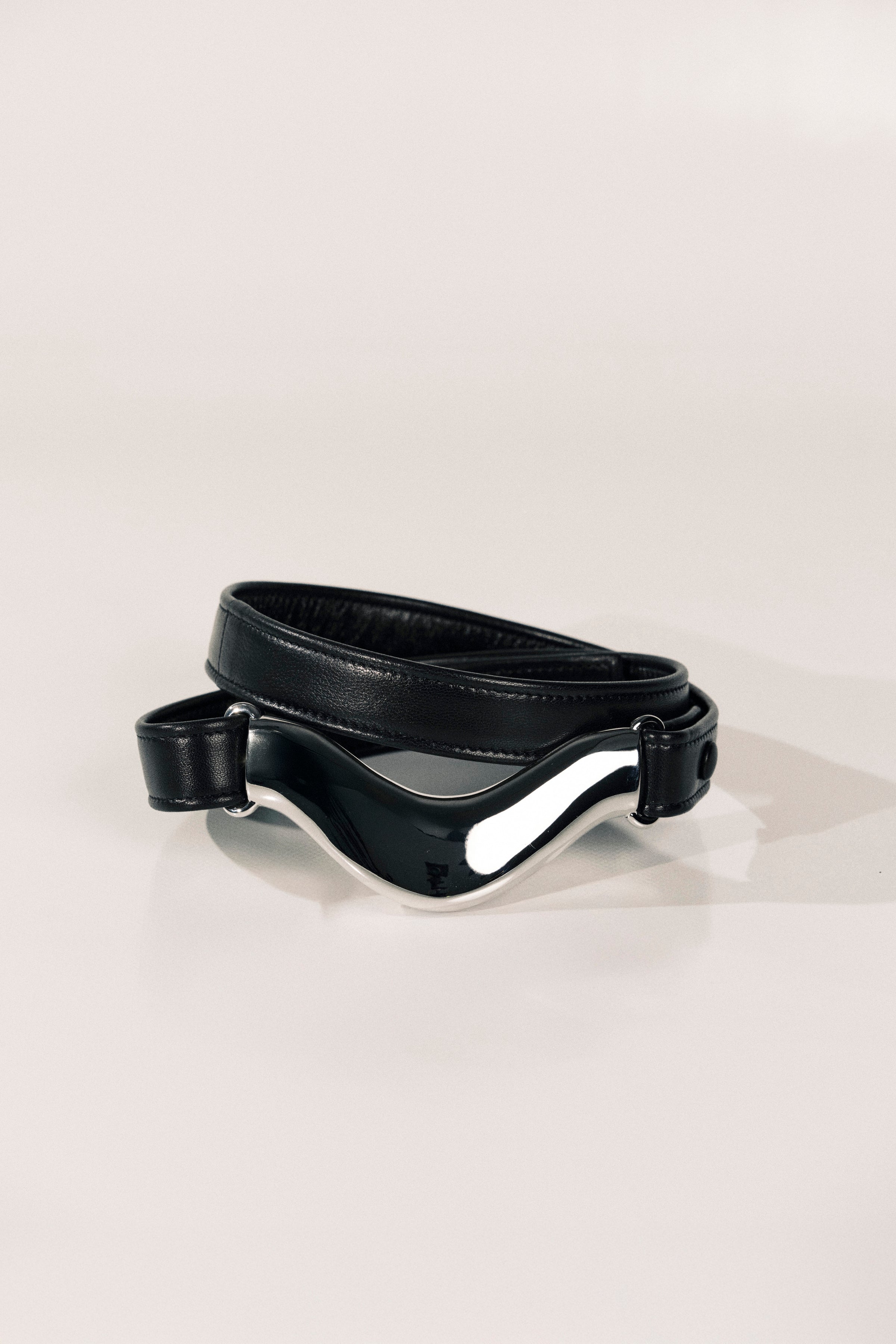Brancusi Black Silver