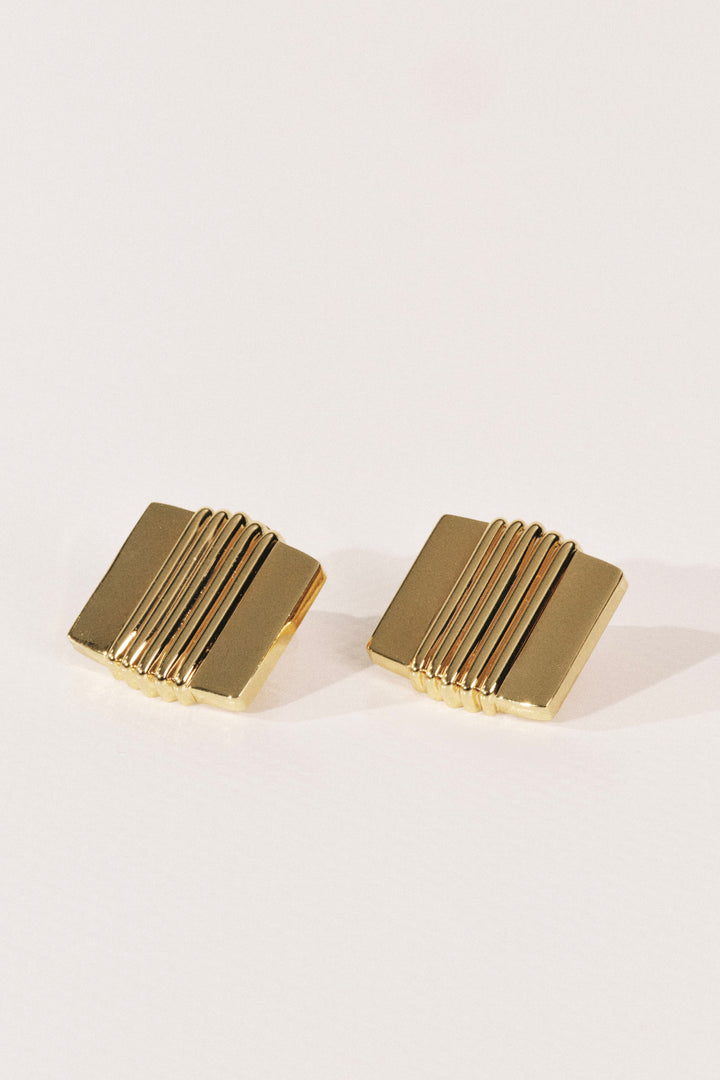 Elysees Stud Gold