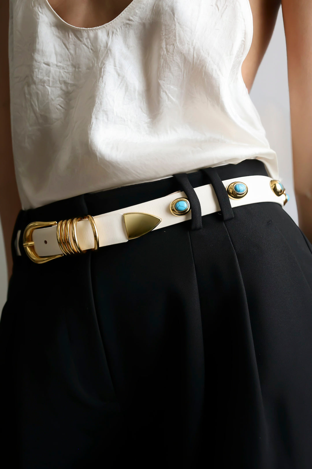 Hollyhock Stone Ivory Gold & Turquoise