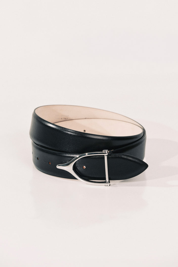 Ipsa Black Silver