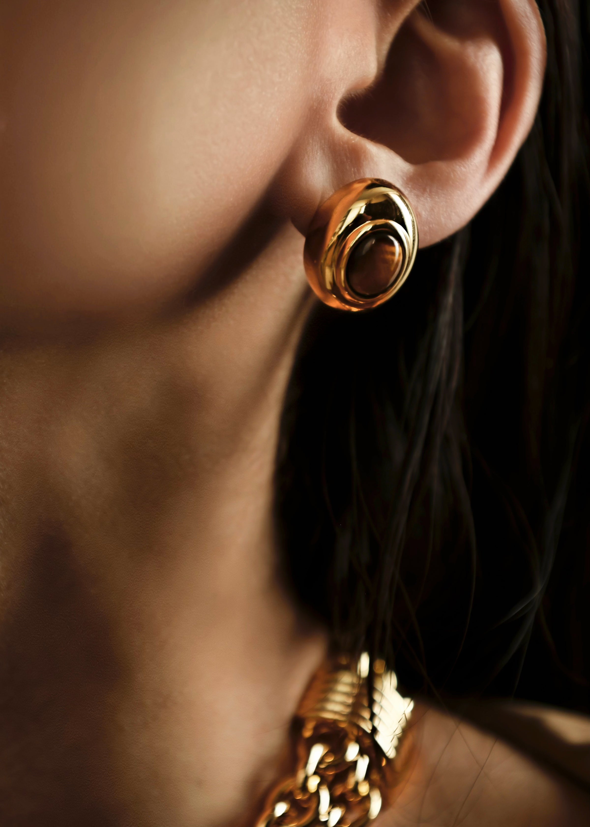 Stone Stud Earring Tigers Eye Gold