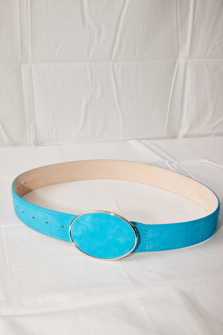 Déhanche flint blue suede belt with silver buckle. Elegant and stylish women's fashion accessory. High-quality and chic statement piece