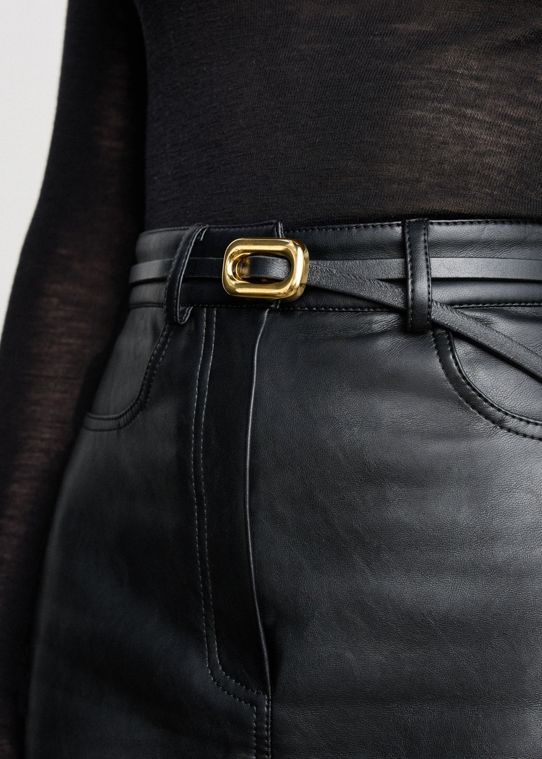 Venura Black Gold