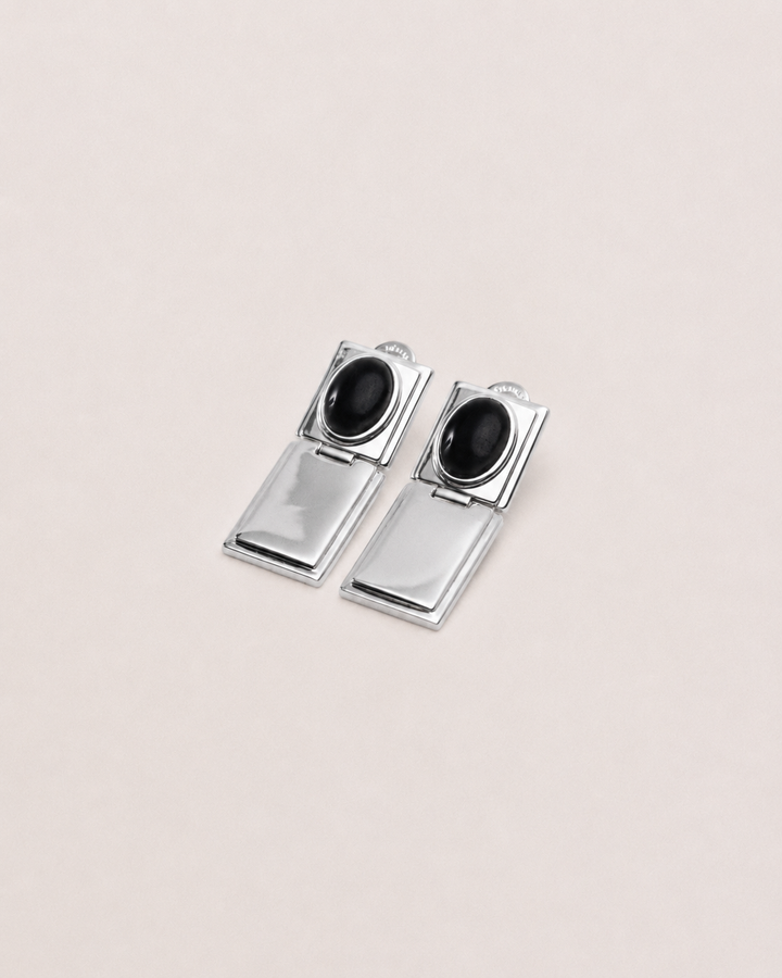 Stone Hinge Earring Onyx & Silver