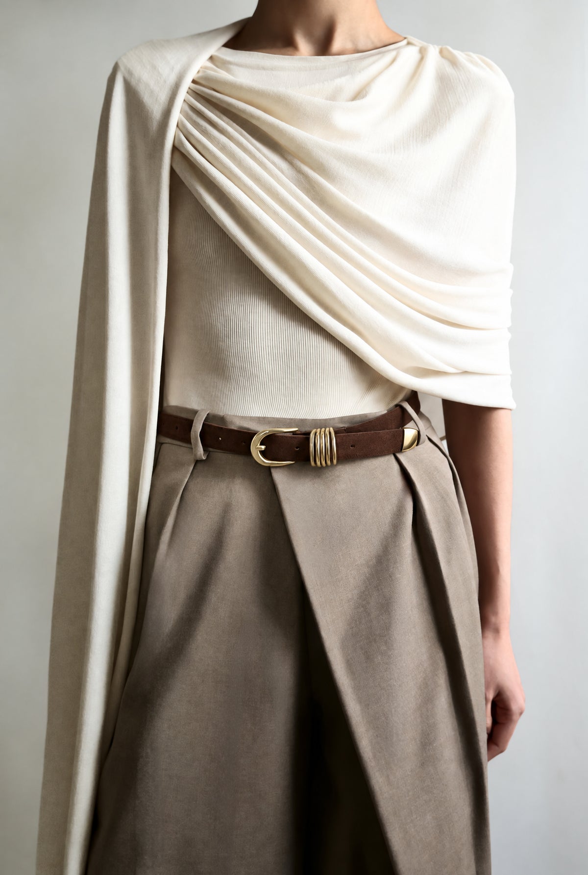 Hollyhock Chocolate Suede Gold