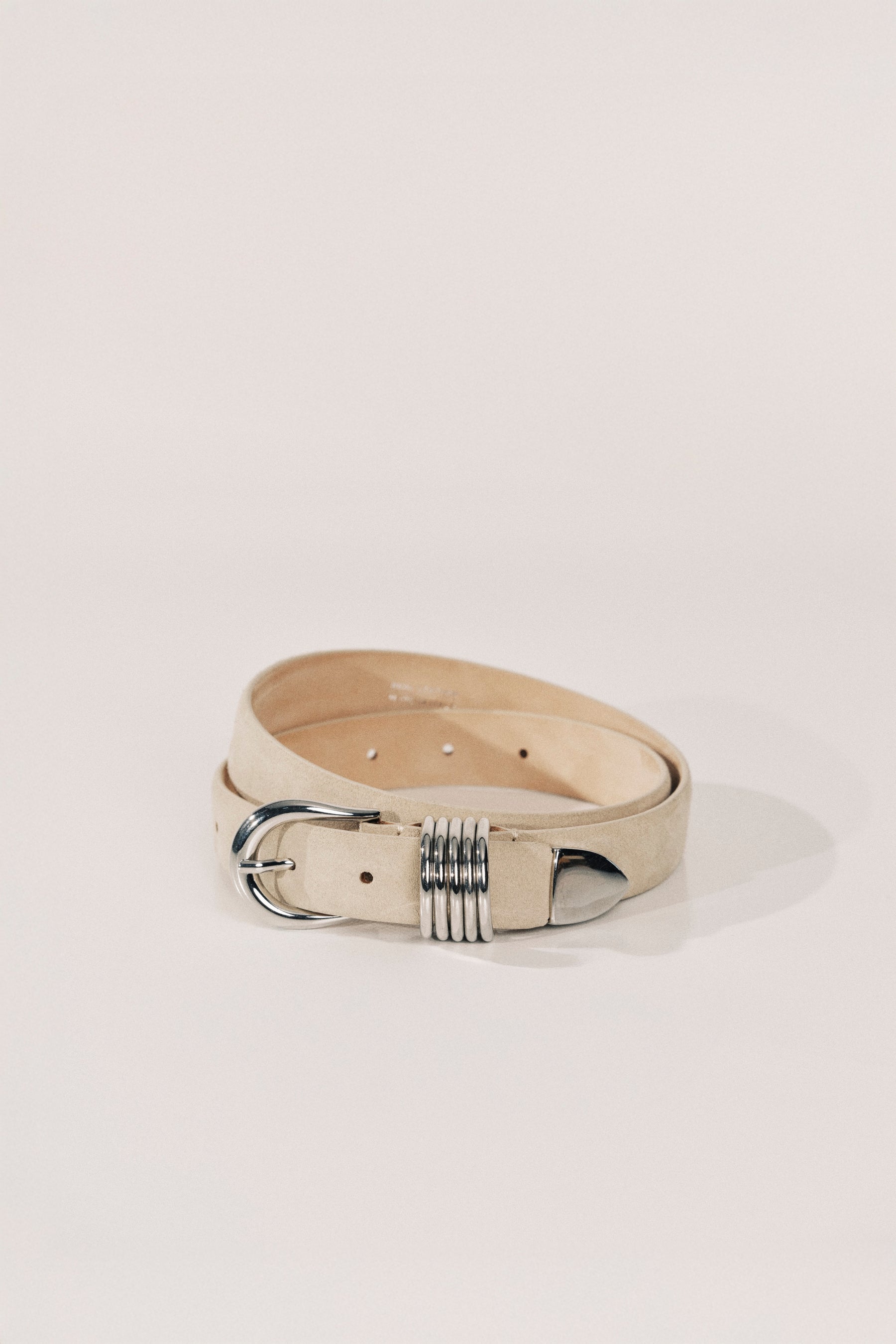 Hollyhock Papyrus Suede Silver